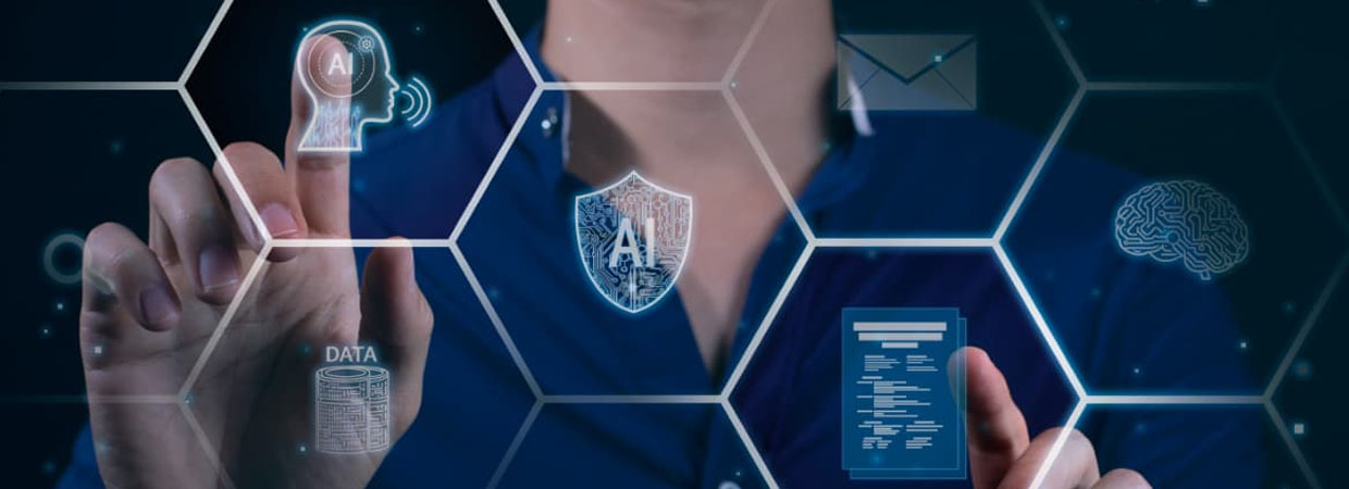 Mãos manipulando elementos digitais